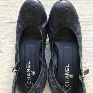 Chanel navy flats